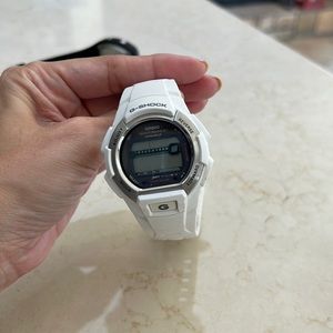 G shock white watch